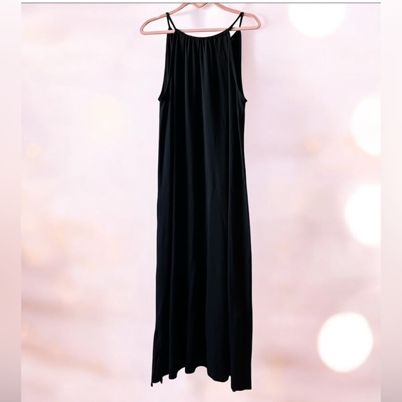 Eileen Fisher Dresses & Skirts - Eileen Fisher Elegant Black Sleeveless Dress